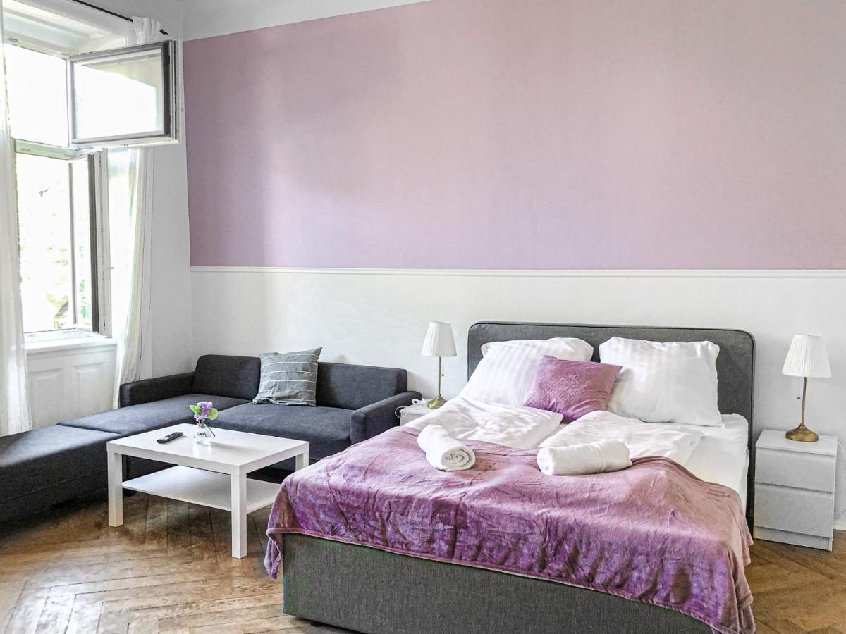 Commodious 2Br Apt. Near Akh-Perfect For Groups Вена Экстерьер фото
