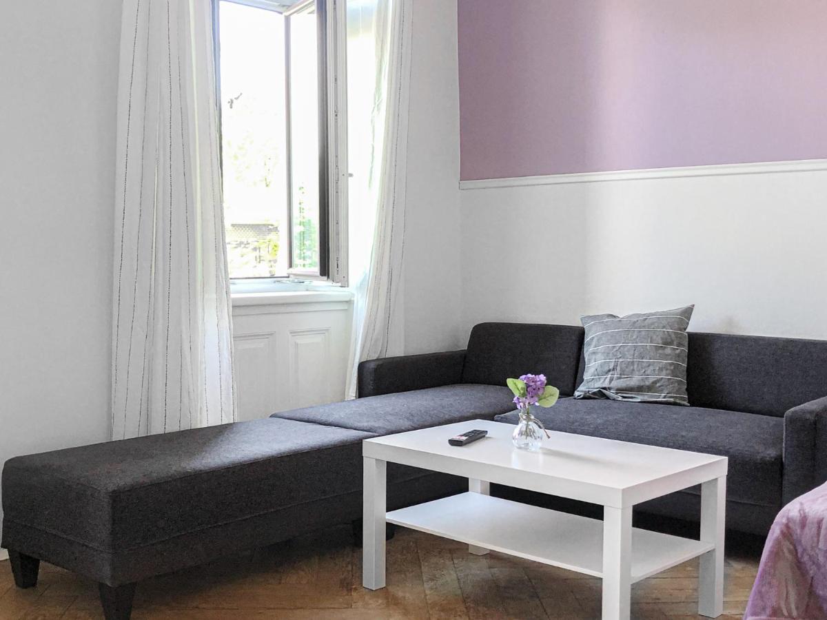 Commodious 2Br Apt. Near Akh-Perfect For Groups Вена Экстерьер фото